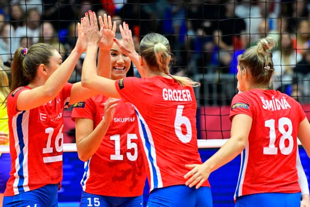 L-R Michaela Mlejnkova, Magdalena Jehlarova, Helena Grozer and Pavla Smidova (all CZE) celebrate during the Women s European Volleyball Championship, EuroVolley 2026, Round of 16, Czechia vs Sweden in Brno, Czech Republic, August 31, 2026. (CTKxPhoto VaclavxSalek) CTKPhotoP2026083106671  CTKPhotoP2026083106671