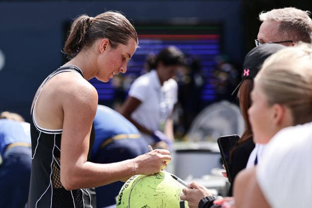 Lilli Tagger (AUT) signs autographs for fans after her victory at the U.S. Open Championships, Billie Jean King National Tennis Center, Flushing Meadows, New York, USA Copyright: xJuergenxHasenkopfx