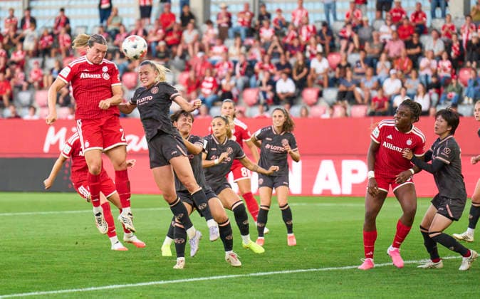 Vanessa Gilles of Bayern München scores the goal to 2-0 , scores, shoots at goal , Tor, Treffer, Torschuss, in the women football match FC BAYERN MÜNCHEN - 1. FSV Mainz 05 on August 31, 2026 in Munich, Germany. Season 2026 2027, 1.Bundesliga, FCB, Muenchen, Google Pixel, Frauen Bundesliga matchday 2, 2.Spieltag