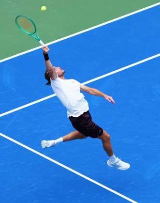 Stefanos Tsitsipas in first round action 2026 US Open, Day Two, USTA Billie Jean King National Tennis Center, New York, USA - 31 Aug 2026New York USTA Billie Jean King National T New York (NY) United States of America EDITORIAL USE ONLY No use with unauthorised audio, video, data, fixture lists, club league logos or live services. Online in-match use limited to 120 images, no video emulation. No use in betting, games or single club league player publications.  Copyright: xJavierxGarcia Shutterstockx 17124548p