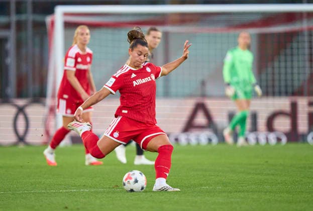 Lena Oberdorf of Bayern München in the women football match FC BAYERN MÜNCHEN - 1. FSV Mainz 05 on August 31, 2026 in Munich, Germany. Season 2026 2027, 1.Bundesliga, FCB, Muenchen, Google Pixel, Frauen Bundesliga matchday 2, 2.Spieltag