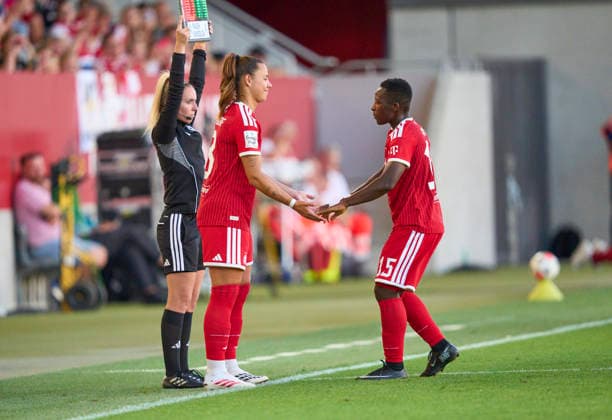 Lena Oberdorf of Bayern München Bernadette Amani of Bayern München in the women football match FC BAYERN MÜNCHEN - 1. FSV Mainz 05 on August 31, 2026 in Munich, Germany. Season 2026 2027, 1.Bundesliga, FCB, Muenchen, Google Pixel, Frauen Bundesliga matchday 2, 2.Spieltag