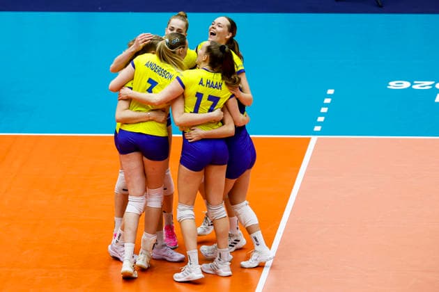 260831 Players from Sweden celebrate during the CEV EuroVolley 2026 round of 16 volleyball match between the Czech Republic and Sweden on August 31, 2026 in Brno. Photo by Pavel Lebeda. BILDBYRAN COP 18 XY0126 volleyball women s EuroVolley Championship Round of 16 Czech Republic Sweden BBENG celebration  Copyright: PAVELxLEBEDA BB260831BB603