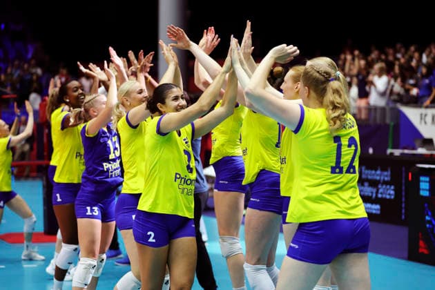 BRNO, CZECH REPUBLIC 20260831 Sweden celebrates after winning the round of 16 match at the Women s Volleyball European Championship between the Czech Republic and Sweden in Brno, Czech Republic BRNO CZECH REPUBLIC x9200x  Copyright: xAdamxIhse TTx EURO VOLLEYBALL CHAMPIONSHIP 2026 CZECH REPUBLIC-SWEDEN
