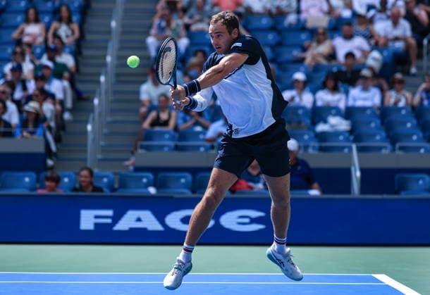 US Open tennis tournament - Day 2 Roman Safiullin of Russia in action against Carlos Alcaraz of Spain during the Men s Singles first round tennis match of the US Open Tennis Championships, in Flushing Meadows, New York, USA, 31 August 2026. FLUSHING MEADOWS NEW YORK United States  Copyright: xCRISTOBALxHERRERA-ULASHKEVICHx