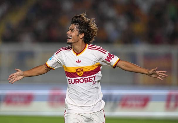 US Lecce v AS Roma - Serie A 2026 27 Rodrigo Mora of AS Roma celebrates a goal during the Serie A match between US Lecce and AS Roma in Lecce, Italy, on August 31, 2026. Lecce Italy  Copyright: xGabrielexMaricchiolox originalFilename:maricchiolo-usleccev260831_npTjg.jpg