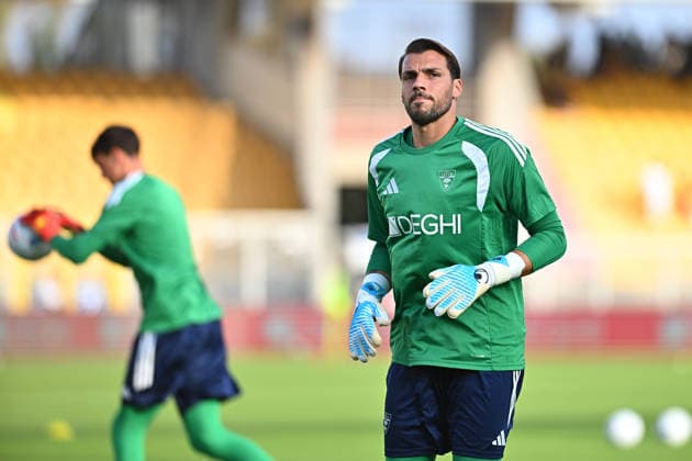 Foto IPP Marco Verri Lecce 31 08 26 Calcio Campionato Serie A 2026 2027 Lecce-Roma nella foto Marco Bleve, portiere del Lecce Italy Photo Press - World Copyright Lecce italy Italy ITALY  Copyright: xR4924_italyphotopressx