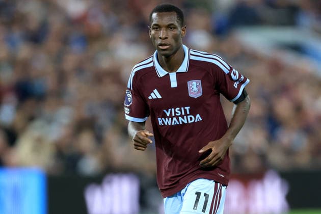 Aston Villa FC v Arsenal FC - Premier League 2026 27 Nicolas Jackson of Aston Villa running during the Premier League 2026 27 match between Aston Villa FC and Arsenal FC at Villa Park on August 31, 2026 in Birmingham, England. WARNING! This Photograph May Only Be Used For Newspaper And Or Magazine Editorial Purposes. May Not Be Used For Publications Involving 1 player, 1 Club Or 1 Competition Without Written Authorisation From Football DataCo Ltd. For Any Queries, Please Contact Football DataCo Ltd on +44 (0) 207 864 9121 Birmingham Villa Park England United Kingdom Copyright: xAllstarxPicturexLibraryxLtdx