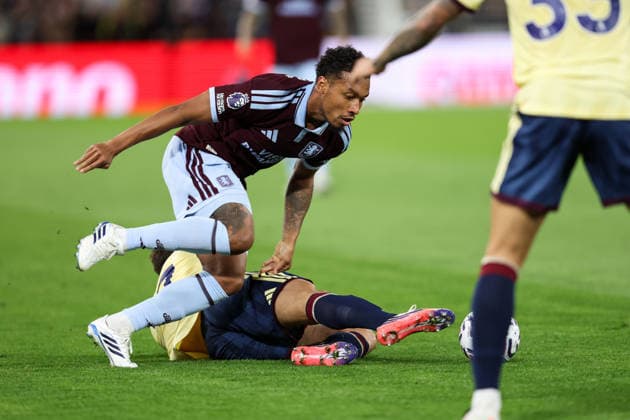 Aston Villa gegen Arsenal, 31. August 2026, Aston Premier League Fußball Aston Villa gegen Arsenal Boubacar Kamara von Aston Villa Foto: Charlotte Wilson Abseits Aston UK  Copyright: xCharlottexWilsonx xOffsidexOffside