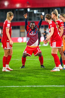 31.08.2026, München, Deutschland. Google Pixel Frauen-Bundesliga: FC Bayern München Frauen gegen 1. FSV Mainz 05 Frauen am FC Bayern Campus. Erstes Heimspiel des FC Bayern München in der Saison 2026 27. Bernadette Amani (FC Bayern Frauen) *** August 31, 2026, Munich, Germany Google Pixel Women s Bundesliga: FC Bayern Munich Women vs. 1. FSV Mainz 05 Women at the FC Bayern Campus FC Bayern Munich s first home game of the 2026–27 season Bernadette Amani FC Bayern Women
