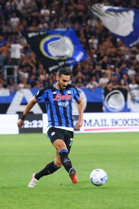 Atalanta BC v Bologna FC - Serie A 2026 27 Davide Zappacosta plays during the Serie A match between Atalanta BC and Bologna FC at the New Balance Arena in Bergamo, Italy, on August 31, 2026. Bergamo Bergamo Italy  Copyright: xMairoxCinquettix originalFilename:cinquetti-atalanta260831_npzwe.jpg