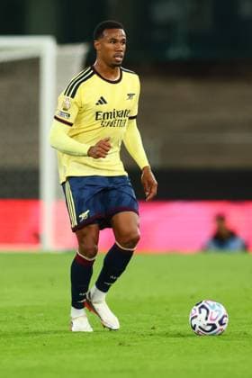 Gabriel of Arsenal Aston Villa v Arsenal, Premier League Football, Football, Villa Park, Birmingham, UK - 31 Aug 2026Birmingham Villa Park United Kingdom EDITORIAL USE ONLY No use with unauthorised audio, video, data, fixture lists, club league logos or live services. Online in-match use limited to 120 images, no video emulation. No use in betting, games or single club league player publications. Copyright: xPaulxCurrie Shutterstockx 17126356ag