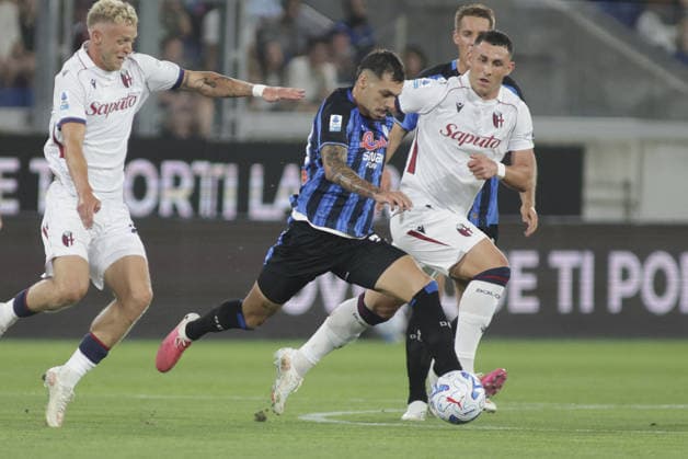 SOCCER - Serie A - Atalanta BC vs. Bologna FC Photo by IPA ABACAPRESS.COM87981335 - Gianluca Gaetano of Atalanta BC plays the ball during the Atalanta BC vs. Bologna BFC match in the 2nd round of the 2026-27 Serie A Enilive season at the New Balance Arena in Bergamo (BG), Italy, on August 31, 2026. Bergamo Italy  Copyright: xIPAxSport ABACAx