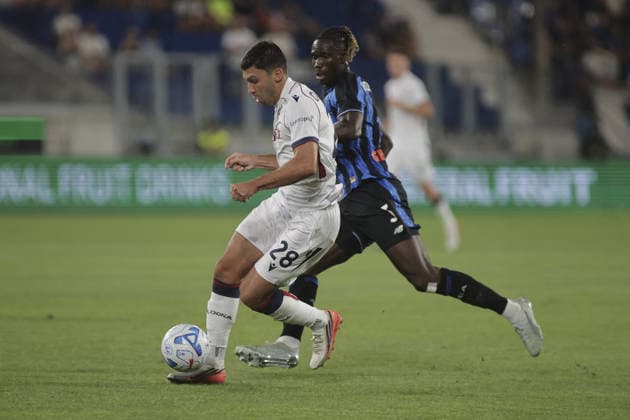 SOCCER - Serie A - Atalanta BC vs. Bologna FC Photo by IPA ABACAPRESS.COM87981352 - Nicolo Cambiaghi of Bologna FC plays the ball during the Atalanta BC vs. Bologna BFC match in the 2nd round of the 2026-27 Enilive Serie A at the New Balance Arena in Bergamo (BG), Italy, on August 31, 2026. Bergamo Italy  Copyright: xIPAxSport ABACAx