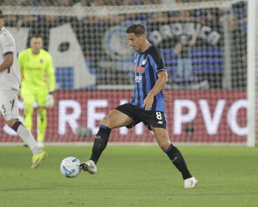 SOCCER - Serie A - Atalanta BC vs. Bologna FC Photo by IPA ABACAPRESS.COM87981931 - Mario Pasalic of Atalanta BC plays the ball during the Atalanta BC vs. Bologna BFC match in the 2nd round of the 2026-27 Serie A Enilive season at the New Balance Arena in Bergamo (BG), Italy, on August 31, 2026. Bergamo Italy  Copyright: xIPAxSport ABACAx