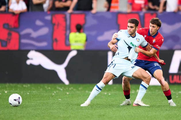 CA Osasuna v Getafe CF - LaLiga EA Sports 2026 27 Andres Garcia and Abel Bretones of CA Osasuna in action during the LaLiga EA Sports match between CA Osasuna and Getafe CF at Estadio El Sadar in Pamplona, Spain, on August 31, 2026. Pamplona Spain  Copyright: xCesarxOrtizxGonzalezx originalFilename:ortizgonzalez-caosasun260831_npguo.jpg