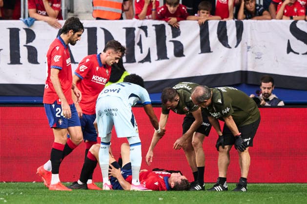 CA Osasuna v Getafe CF - LaLiga EA Sports 2026 27 Jorge Herrando of CA Osasuna is injured during the LaLiga EA Sports match between CA Osasuna and Getafe CF at Estadio El Sadar in Pamplona, Spain, on August 31, 2026. Pamplona Spain  Copyright: xCesarxOrtizxGonzalezx originalFilename:ortizgonzalez-caosasun260831_npyl5.jpg