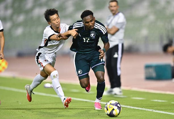 Saudi Arabia V Hong Kong, China - AFC U20 Asian Cup China 2027 Qualifiers Salem Abdullah (R) of Saudi Arabia and Fung Tin Wing of Hong Kong, China compete during the AFC U20 Asian Cup China 2027 Qualifiers match between Saudi Arabia V Hong Kong, China at Hamad Bin Khalifa Stadium in Doha, Qatar, on August 31, 2026. DOHA Qatar Copyright: xNOUSHADx