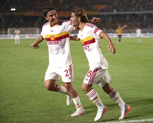 SOCCER - Serie A - US Lecce vs. AS Roma Photo by IPA ABACAPRESS.COM87982771 - August 31, 2026 Lecce vs. Roma (Serie A) Sports; Soccer; Matchday 2 In the photo: Dybala and Mora celebrate (Photo by Gino Mancini) Lecce Italy  Copyright: xIPAxSport ABACAx