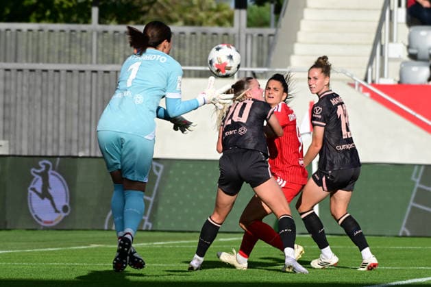 Frauenfußball - MATSUMOTO Mamiko, JACKSON Sabina, DAMNJANOVIC Jovana und MATHEIS Saskia bei dem Google Pixel Frauenfußball-Bundesligaspiel des FC Bayern München gegen den 1. FSV Mainz 05 am 31.08.2026, Deutschland, Bayern München FC Bayern Campus Bayern Deutschland *** Women s Soccer: MATSUMOTO Mamiko, JACKSON Sabina, DAMNJANOVIC Jovana, and MATHEIS Saskia at the Google Pixel Women s Bundesliga match between FC Bayern Munich and 1. FSV Mainz 05 on August 31, 2026, Germany, Munich, FC Bayern Campus, Bavaria, Germany