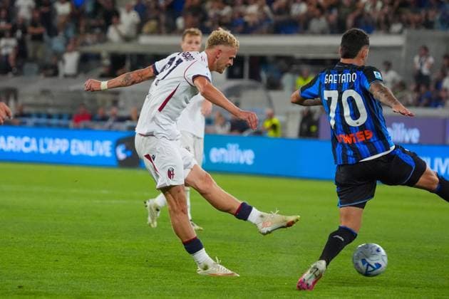 IPA87984805 - Jens Odgaard, during the Italian Serie A soccer match between Atalanta BC and Bologna FC 1909 at the New Balance Arena in Bergamo on August 31, 2026. During the Atalanta BC vs. Bologna FC match in the Italian Serie A in Bergamo, Italy, on August 31, 2026  Copyright: xAlessioxMorgese IPAxSportx xx 87984805