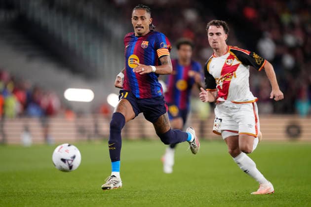 FC Barcelona, Barca v Rayo Vallecano de Madrid - LaLiga EA Sports 2026 27 Raphinha right winger of Barcelona and Brazil and Adria Pedrosa left-back of Rayo Vallecano and Spain compete for the ball during the LaLiga EA Sports 2026 27 match between FC Barcelona and Rayo Vallecano de Madrid at Spotify Camp Nou on August 31, 2026 in Barcelona, Spain. Barcelona Spain  Copyright: xJosexBretonx originalFilename:bretonhernandez-fcbarcel260831_npIqs.jpg