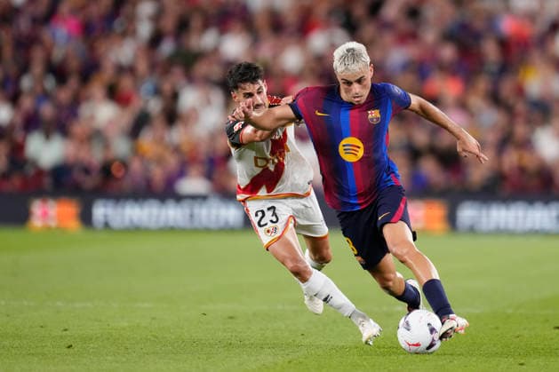 FC Barcelona, Barca v Rayo Vallecano de Madrid - LaLiga EA Sports 2026 27 Pedri central midfield of Barcelona and Spain and Oscar Valentin central midfield of Rayo Vallecano and Spain compete for the ball during the LaLiga EA Sports 2026 27 match between FC Barcelona and Rayo Vallecano de Madrid at Spotify Camp Nou on August 31, 2026 in Barcelona, Spain. Barcelona Spain  Copyright: xJosexBretonx originalFilename:bretonhernandez-fcbarcel260831_npDG6.jpg