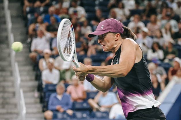 US Open tennis tournament - Day 2 Iga Swiatek of Poland in action against Xiyu Wang of China during the Women s Singles first round tennis match of the US Open Tennis Championships, in Flushing Meadows, New York, USA, 31 August 2026. FLUSHING MEADOWS NEW YORK United States  Copyright: xOLGAxFEDOROVAx