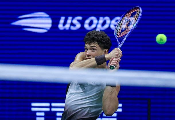 US Open tennis tournament - Day 2 Ben Shelton of USA in action against Tallon Griekspoor of Netherlands during the Men s Singles first round of the US Open Tennis Championships in Flushing Meadows, New York, USA, 31 August 2026. FLUSHING MEADOWS NEW YORK United States  Copyright: xCRISTOBALxHERRERA-ULASHKEVICHx
