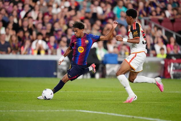 FC Barcelona, Barca v Rayo Vallecano de Madrid - LaLiga EA Sports 2026 27 Lamine Yamal right winger of Barcelona and Spain and Jozhua Vertrouwd centre-back of Rayo Vallecano and Netherlands compete for the ball during the LaLiga EA Sports 2026 27 match between FC Barcelona and Rayo Vallecano de Madrid at Spotify Camp Nou on August 31, 2026 in Barcelona, Spain. Barcelona Spain  Copyright: xJosexBretonx originalFilename:bretonhernandez-fcbarcel260831_npOej.jpg