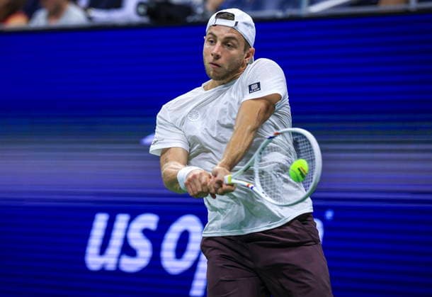 US Open tennis tournament - Day 2 Tallon Griekspoor of Netherlands in action against Ben Shelton of USA during the Men s Singles first round of the US Open Tennis Championships in Flushing Meadows, New York, USA, 31 August 2026. FLUSHING MEADOWS NEW YORK United States  Copyright: xCRISTOBALxHERRERA-ULASHKEVICHx