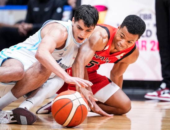 August 31, 2026, Quebec City, Pq, Canada: Canada s Trae Bell-Haynes (25) and Argentina s Juan Marcos (6) vie for the ball during their FIBA world cup qualification action in Quebec City, Monday, Aug.Ã‚ 31, 2026. Trae Bell-Haynes (25) Juan Marcos (6)  - ZUMAc35_ 20260831_zaf_c35_089 Copyright: xMathieuxBelangerx