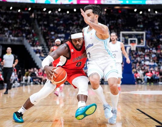 August 31, 2026, Quebec City, Pq, Canada: Luguentz Dort et Facundo Campazzo durant un match Canada - Argentine le 31 aooÂ»t 2026, o Quo bec. LA PRESSE CANADIENNE Luguentz Dort (0) Facundo Campazzo (7)  - ZUMAc35_ 20260831_zaf_c35_104 Copyright: xMathieuxBelangerx