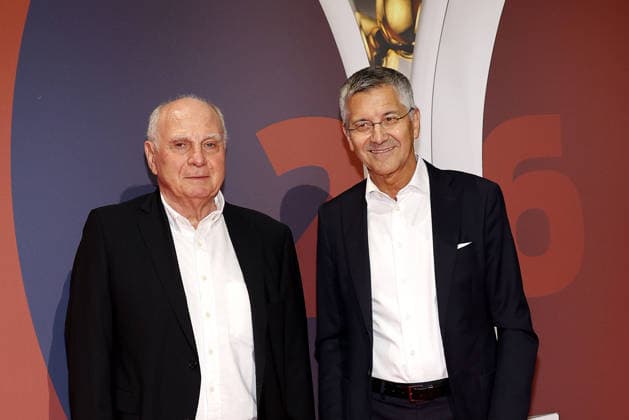 Uli Hoeneß und Herbert Hainer bei der Verleihung vom Bild Award am 31.08.2026 in Hamburg Uli Hoeness and Herbert Hainer attend the Sport Bild Award ceremony on August 31, 2026 in Hamburg, Germany Sport Bild Award 2026 in Hamburg *** Uli Hoeneß and Herbert Hainer at the Sport Bild Award ceremony on August 31, 2026, in Hamburg, Germany. Sport Bild Award 2026 in Hamburg  Sport Bild Award 2026 in Hamburg *** Uli Hoeneß and Herbert Hainer at the Sport Bild Award ceremony on August 31, 2026, in Hamburg Uli Hoeneß and Herbert Hainer attend the Sport Bild Award ceremony on August 31, 2026 in Hamburg, Germany Sport Bild Award 2026 in Hamburg *** Uli Hoeneß and Herbert Hainer at the Sport Bild Award ceremony on August 31, 2026, in Hamburg, Germany Sport Bild Award 2026 in Hamburg  Sport Bild Award 2026 in Hamburg  imago images 0865442087