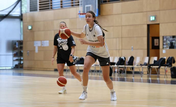 Britta Daub on the Ball - Single Image, Cutout, Action, Training in Preparation for the World Championship, World Cup, Sports, Basketball, DBB, Women s National Team, 2026-2027 Season, January 9, 2026, Germany, GER