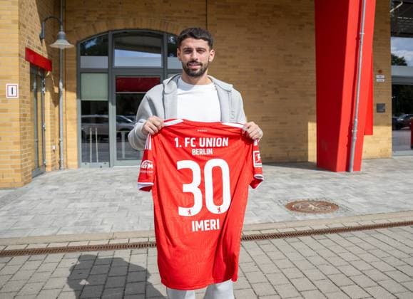Football, Bundesliga 1, 1. FC Union Berlin, Kastriot Imeri outside the club’s offices