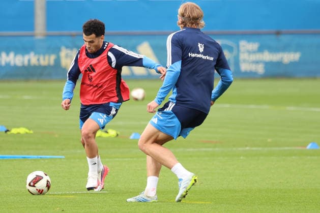 01.09.2026, xrekx, Fussball 1.Bundesliga, Hamburger SV - Training v.l. Zakaria El Ouahdi (Hamburger SV) Hamburg *** September 1, 2026, xrekx, Soccer, Bundesliga 1, Hamburger SV Training: Zakaria El Ouahdi, Hamburger SV, Hamburg