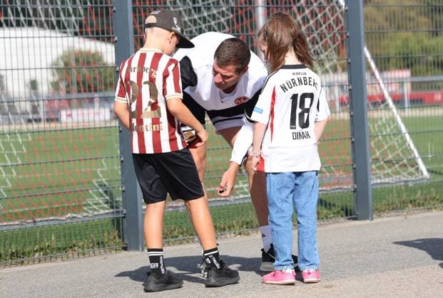 01.09.2026 - Fussball - 2. Fussball - Bundesliga - Saison 2026 2027 - 1. FC Nürnberg Nuernberg FCN ( Club ) - Training - Sportfoto Zink DoGe - xdoxgex - Patrick Erras (ehemaliger FCN-Spieler) *** September 1, 2026 Soccer 2 Bundesliga 2026–2027 Season 1 FC Nuremberg Nuremberg FCN Club Training Sports Photo Zink DoGe xdoxgex Patrick Erras, former FCN player