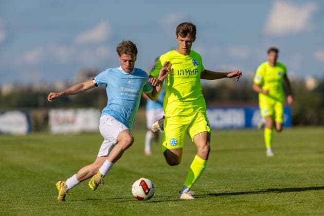 Head-to-Head: Max Dudium (TSGV Waldstetten), 07 Vincent Schwab (SV Kickers Stuttgart), 24, GER, TSGV Waldstetten vs. SV Kickers Stuttgart, Soccer, League Cup, DB Regio wfv Cup, Men s, Round of 16, 2026–2027 season, September 1, 2026, DFL and DFB regulations prohibit any use of photographs as image sequences and or quasi-video, GER, TSGV Waldstetten vs. SV Kickers Stuttgart, Soccer, Association Cup, DB Regio wfv Cup, Men’s, Round of 16, 2026–2027 Season, September 1, 2026, Waldstetten Copyright: xEibner-Pressefoto JanixPlessx EP_JPL