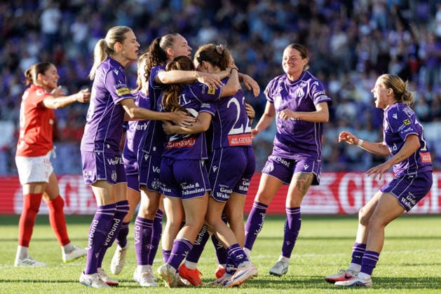 SOCCER - WCL, A.Wien vs Brann VIENNA,AUSTRIA,01.SEP.26 - SOCCER - UEFA Women s Champions League, qualification, FK Austria Wien vs SK Brann Bergen. Image shows the rejoicing of A.Wien with Modesta Uka (A.Wien).  GEPAxpictures xArminxRauthner
