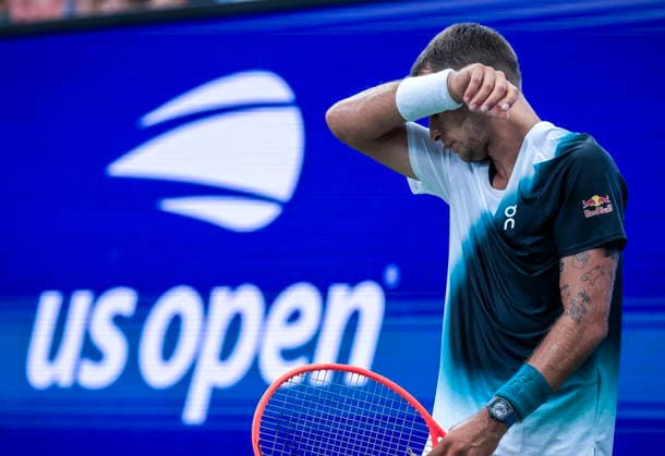 US Open tennis tournament - Day 3 Flavio Cobolli of Italy wipes his forehead as he plays against Francisco Comesana of Argentina during the Men s Singles first round match of the US Open Tennis Championships, in Flushing Meadows, New York, USA, 01 September 2026. FLUSHING MEADOWS NEW YORK United States  Copyright: xCRISTOBALxHERRERA-ULASHKEVICHx