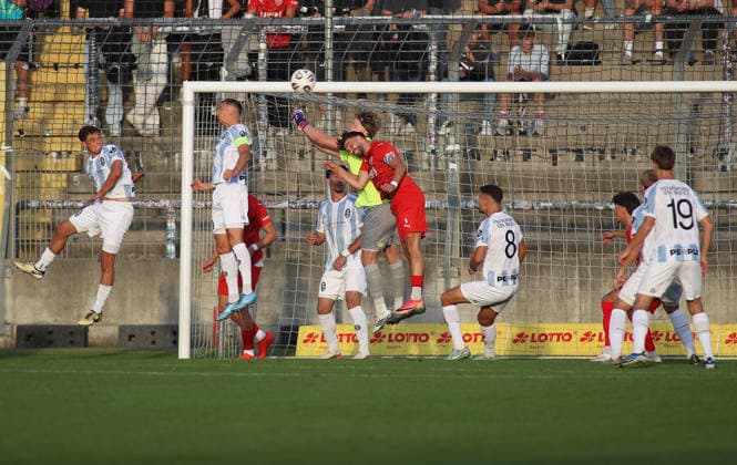 Soccer, Men s, Toto Cup, Quarterfinals, 2026–2027 Season, TSV 1860 Munich vs. TSV Buchbach at Grünwalder Stadium; Paul Bachmann; TSV 1860 Munich in action, forced to clear the ball for a corner under pressure