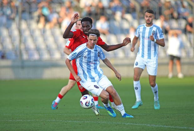 Soccer, Men s, Toto Cup, Quarterfinals, 2026–2027 Season, TSV 1860 Munich vs. TSV Buchbach, Grünwalder Stadium, Raphael Ott, TSV 1860 Munich in action with the ball