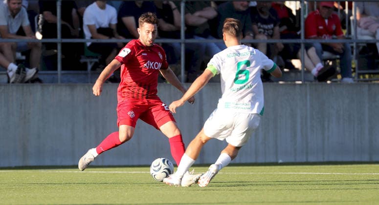 September 1, 2026, xfsx, Men s, Soccer, 2026–2027 Season, BFV Association Cup, Round of 16: TSV Neudrossenfeld vs. FC Würzburger Kickers (from left: Dominik Meisel, FC Würzburger Kickers; Nikolas Hofmann, TSV Neudrossenfeld), Neudrossenfeld, Germany