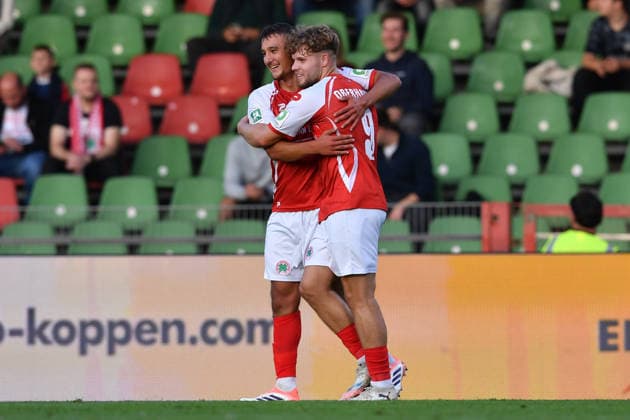 Soccer Regionalliga West, Matchday 6: Rot Weiß Oberhausen vs. SV Westfalia Rhynern on September 1, 2026, at the Niederrhein Stadium in Oberhausen. Celebration of the 1–0 goal scored by Kerem Yalcin for Oberhausen. xRx