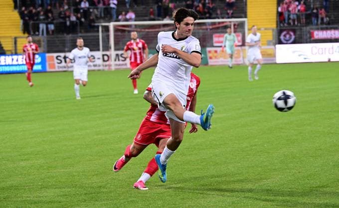 September 1, 2026 xkhx Kassel, Auestadion, Regionalliga Southwest, 2026–2027 Season, KSV Hessen Kassel vs. SV Eintracht Trier, Sercan Sararer 10, Hessen Kassel vs. Gianluca Pelzer, SV Eintracht Trier