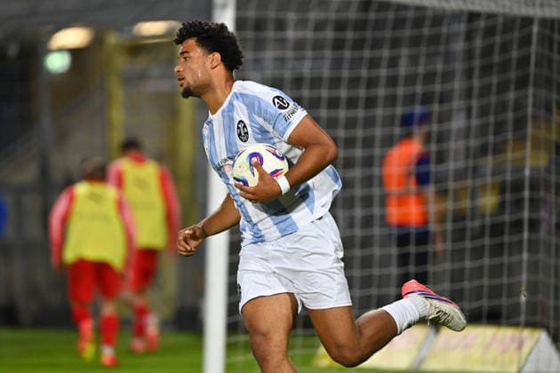 Arian Ortivero CALDERON, TSV 1860 Munich, after scoring the 1-2 goal on a penalty kick; penalty kick action; single frame; cropped image; half-length shot; Bavarian State Cup soccer, Toto Cup: TSV 1860 Munich vs. TSV Buchbach on September 1, 2026, at Grünwalder Stadium