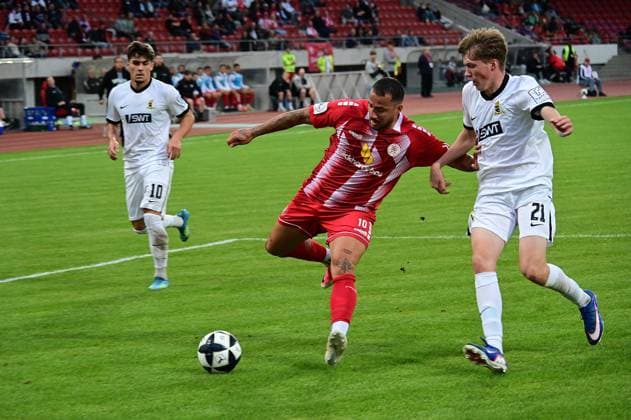 September 1, 2026 xkhx Kassel, Auestadion, Regionalliga Südwest, 2026–2027 Season, KSV Hessen Kassel vs. SV Eintracht Trier, Sercan Sararer 10, Hessen Kassel vs. Elia Dittrich, SV Eintracht Trier