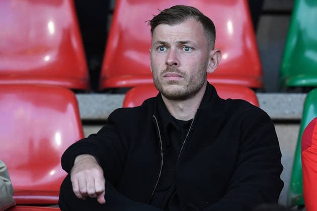 Soccer, Regionalliga West, Matchday 6: Rot Weiß Oberhausen vs. SV Westfalia Rhynern on September 1, 2026, at the Niederrhein Stadium in Oberhausen; Max Meyer of Oberhausen in the stands xRx