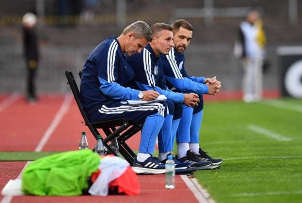 Borussia Dortmund U23 vs. Schalke 04 U23 ** FOR EDITORIAL USE ONLY ** EDITORIAL USE ONLY ** p Soccer Regionalliga West, Matchday 6: Borussia Dortmund U23 vs. Schalke 04 U23 on September 1, 2026, at Rote Erde Stadium in Dortmund. Tomasz Waldoch, Assistant Coach of Schalke 04 U23, in front: Jakob Fimpel, head coach of Schalke 04 U23; in the middle: Pierre Michel Lasogga, assistant coach of Schalke 04 U23; in the back: Germany, North Rhine-Westphalia, Dortmund. Copyright ThorstenxTillmann Copyright: ThorstenxTillmann doc87ezw3hnwy917hkrhl2e ,EDITORIAL USE ONLY Copyright: ThorstenxTillmann